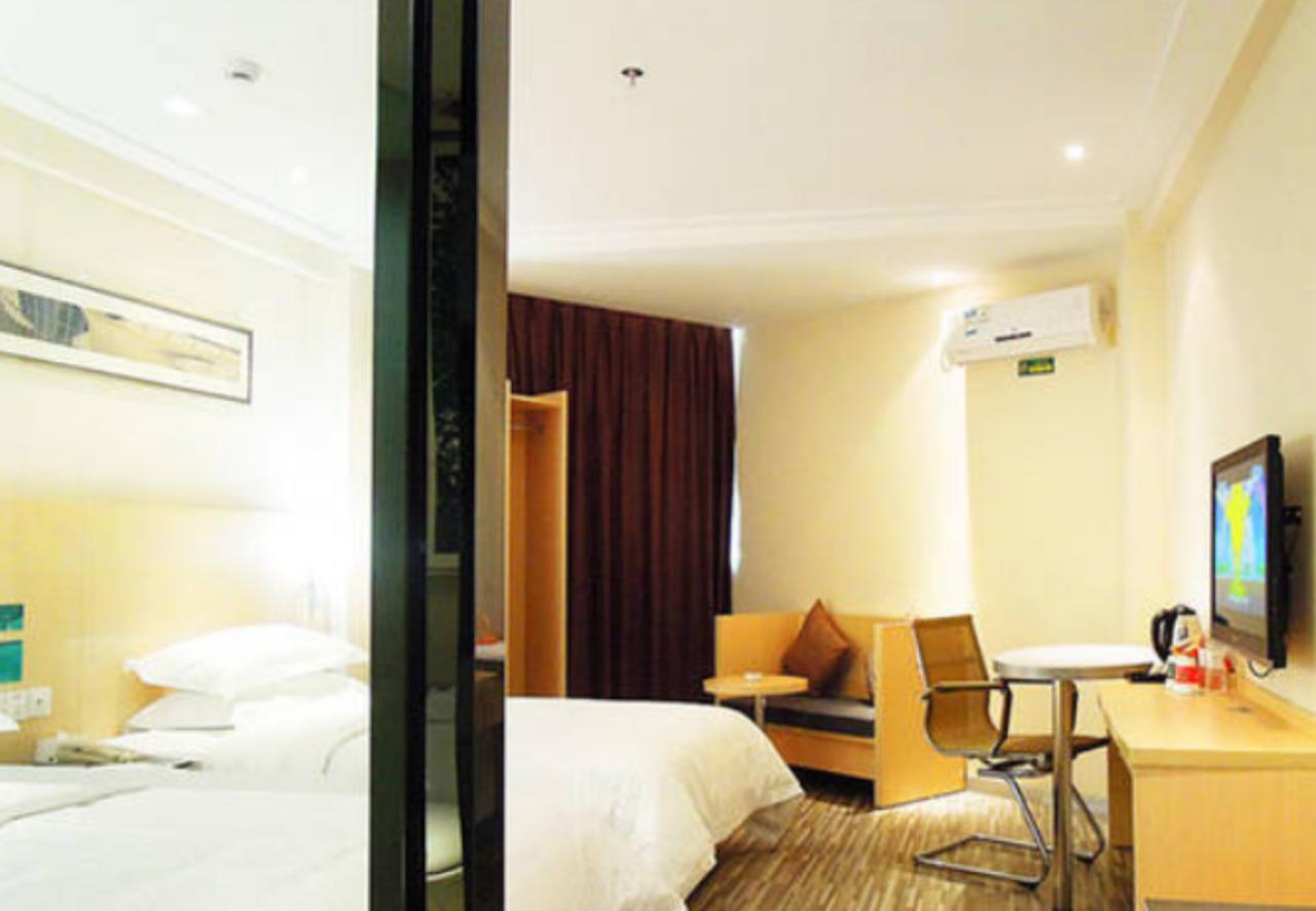 City Comfort Inn Liuzhou North Railway Station Branch Экстерьер фото