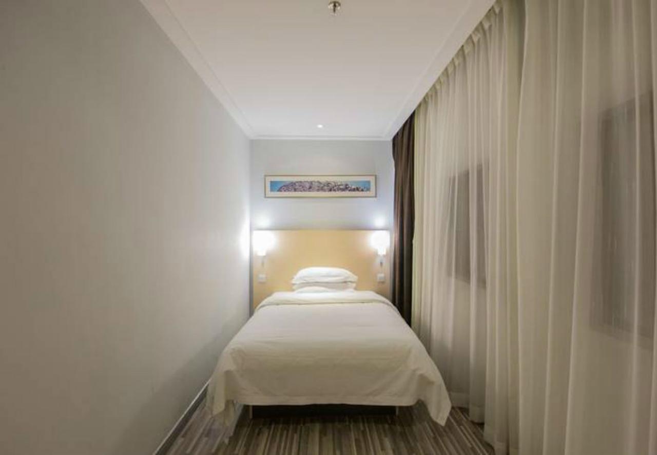 City Comfort Inn Liuzhou North Railway Station Branch Экстерьер фото
