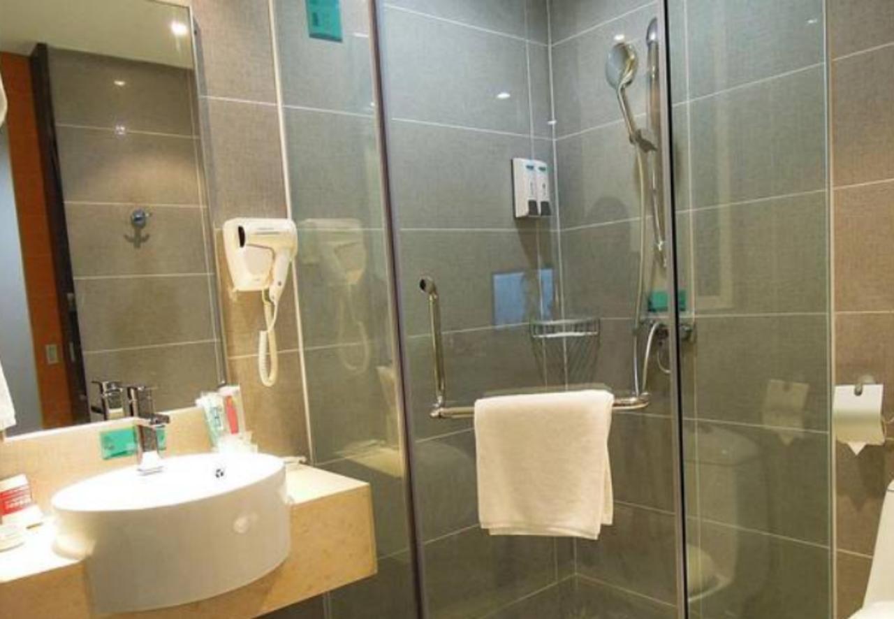 City Comfort Inn Liuzhou North Railway Station Branch Экстерьер фото